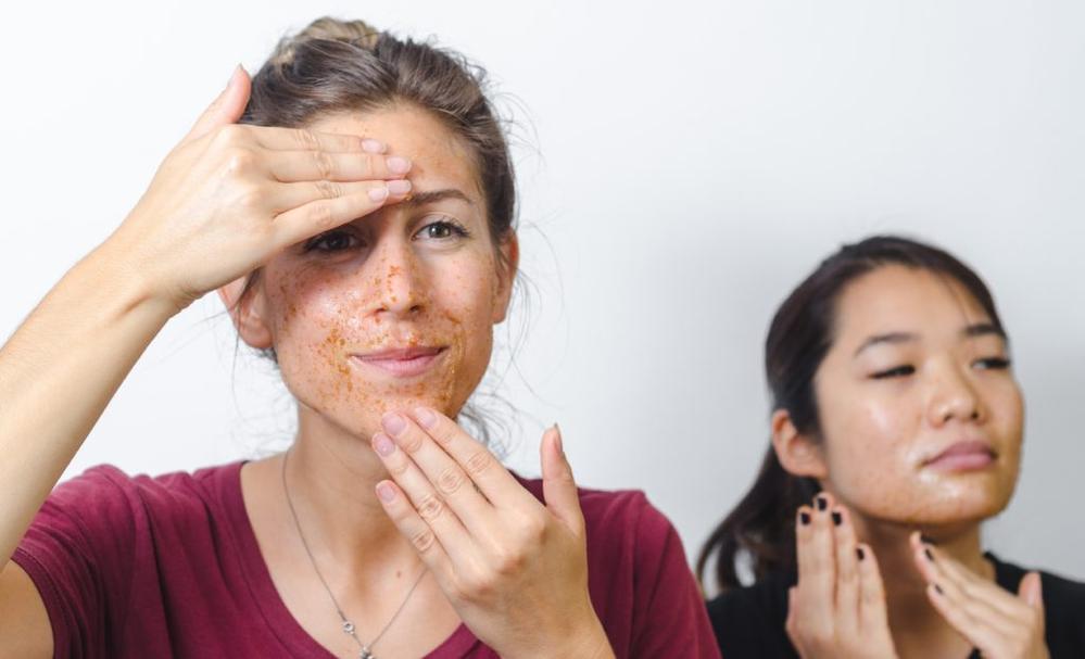 BROWN SUGAR FACE SCRUB